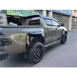 Toyota Hilux GR - body kit
